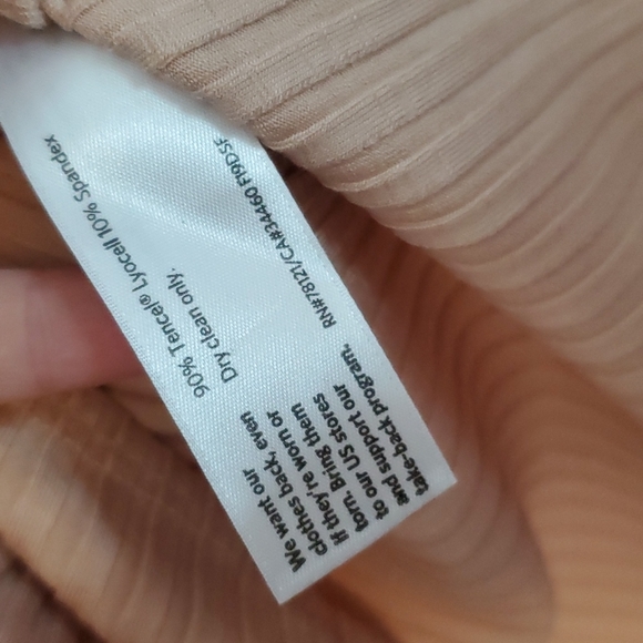 Eileen Fisher High Neckline Peach Ribbed Sleeveless Blouse - Picture 9 of 9